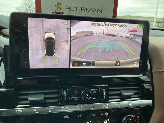 2026 Nissan Pathfinder Platinum