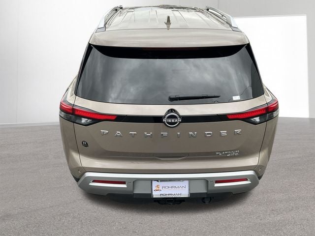 2023 Nissan Pathfinder Platinum