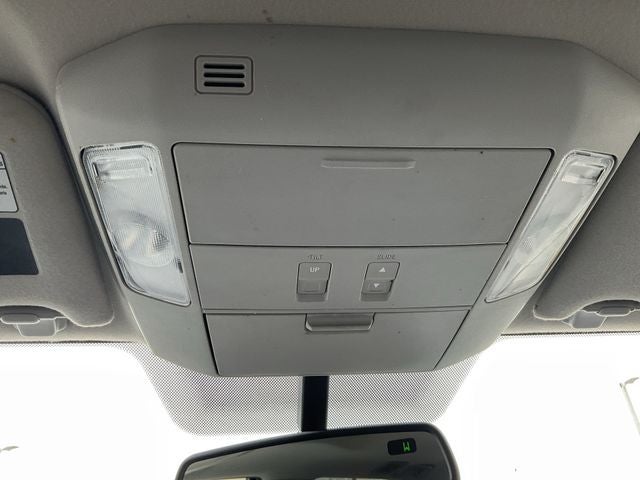 2017 Toyota Sequoia SR5 5.7L