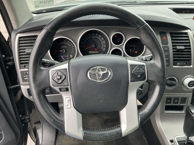 2017 Toyota Sequoia SR5 5.7L