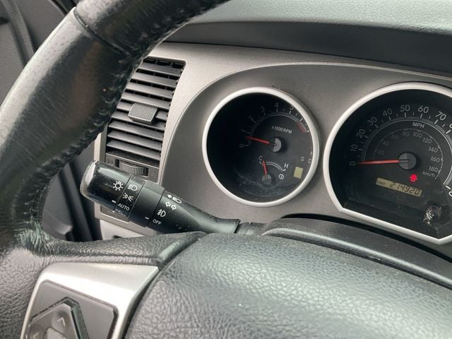 2017 Toyota Sequoia SR5 5.7L