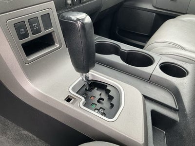 2017 Toyota Sequoia SR5 5.7L