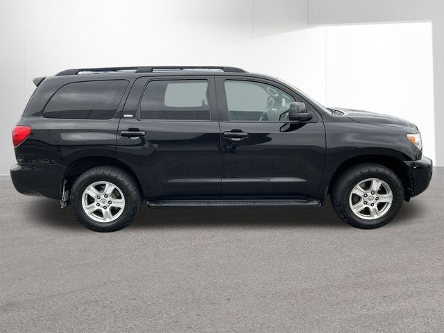 2017 Toyota Sequoia SR5 5.7L