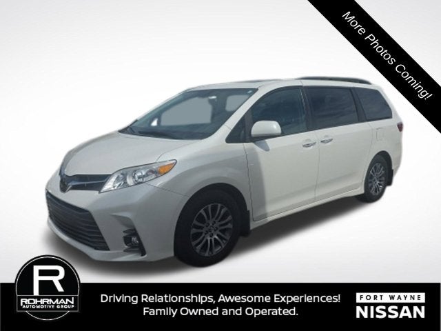 2018 Toyota Sienna XLE 8 Passenger