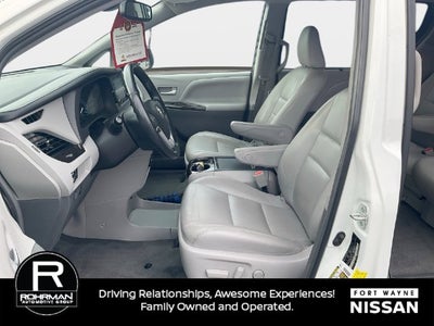 2018 Toyota Sienna XLE 8 Passenger