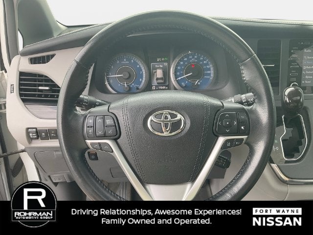 2018 Toyota Sienna XLE 8 Passenger