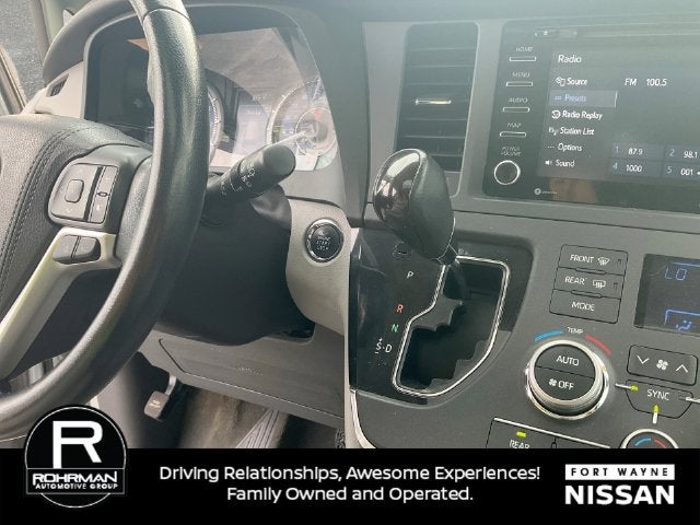 2018 Toyota Sienna XLE 8 Passenger