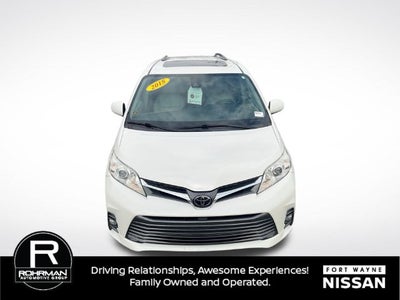 2018 Toyota Sienna XLE 8 Passenger