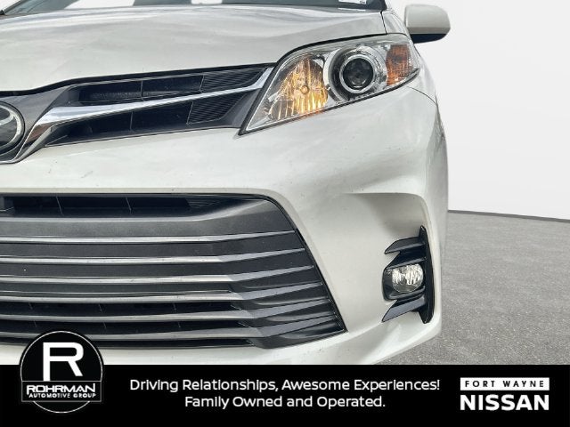 2018 Toyota Sienna XLE 8 Passenger