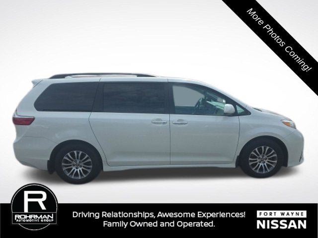 2018 Toyota Sienna XLE 8 Passenger