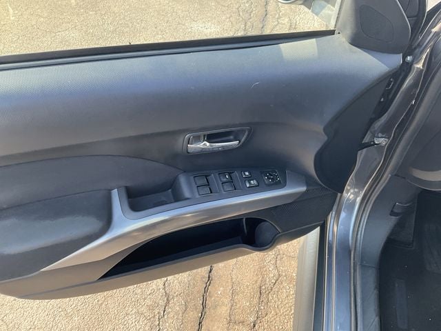 2011 Mitsubishi Outlander ES