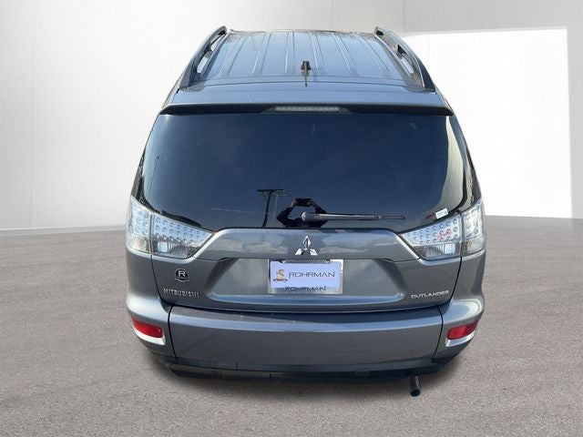 2011 Mitsubishi Outlander ES