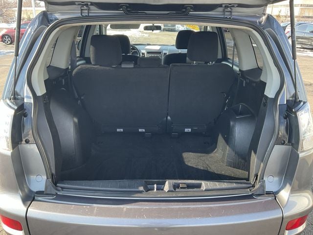 2011 Mitsubishi Outlander ES