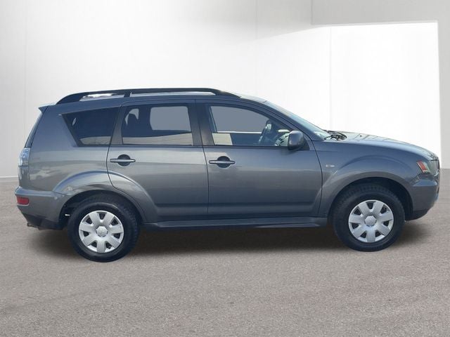 2011 Mitsubishi Outlander ES