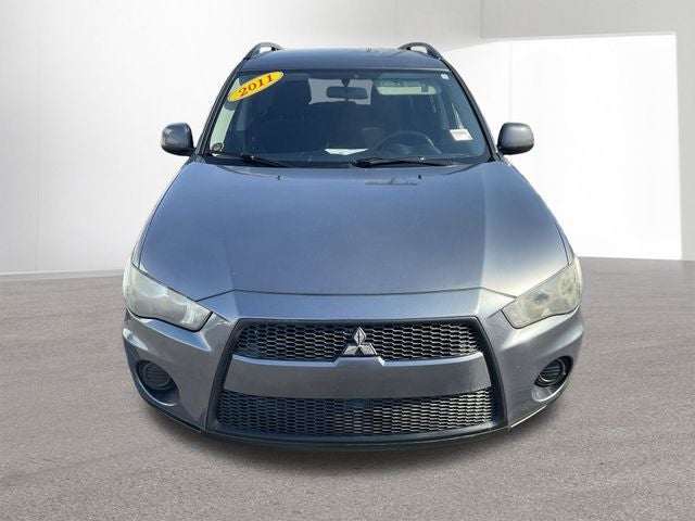 2011 Mitsubishi Outlander ES