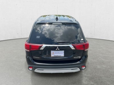 2019 Mitsubishi Outlander ES