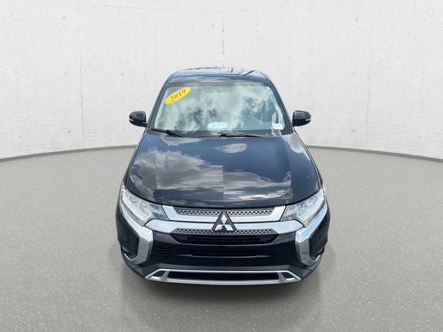 2019 Mitsubishi Outlander ES