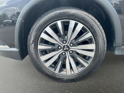 2019 Mitsubishi Outlander ES
