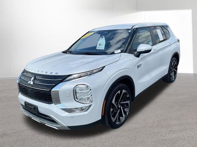 2024 Mitsubishi Outlander PHEV SE