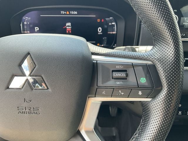 2024 Mitsubishi Outlander PHEV SE