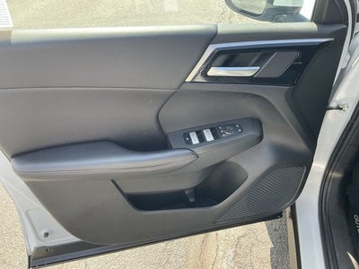 2024 Mitsubishi Outlander PHEV SE