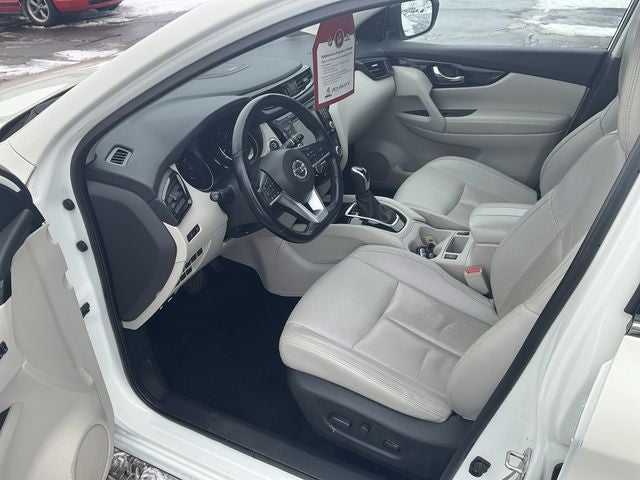 2022 Nissan Rogue Sport SL