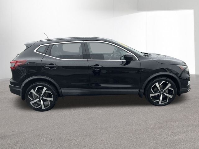 2020 Nissan Rogue Sport SL