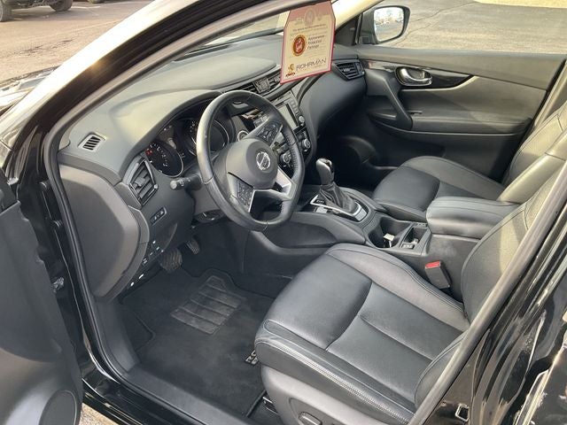 2022 Nissan Rogue Sport SL