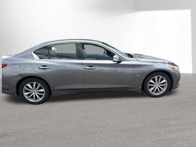 2015 INFINITI Q50 Premium