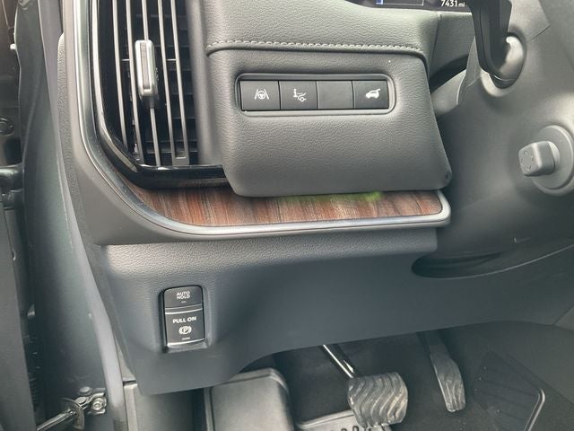 2025 Nissan Armada SL