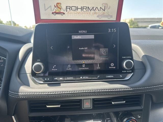 2026 Nissan Rogue SV