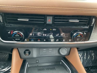 2025 Nissan Rogue Platinum