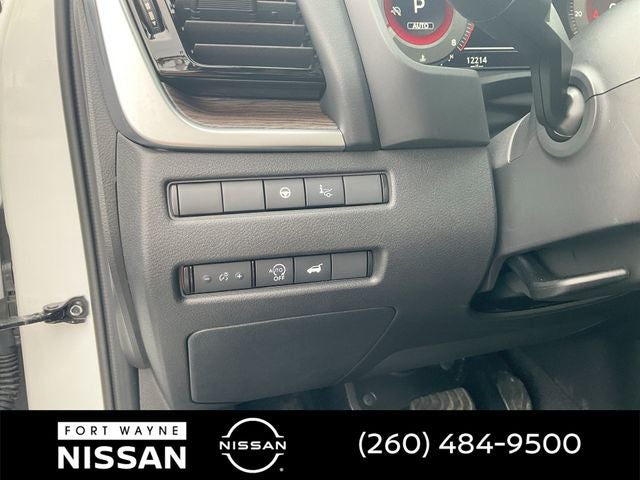2025 Nissan Rogue Platinum