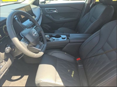 2025 Nissan Rogue Platinum