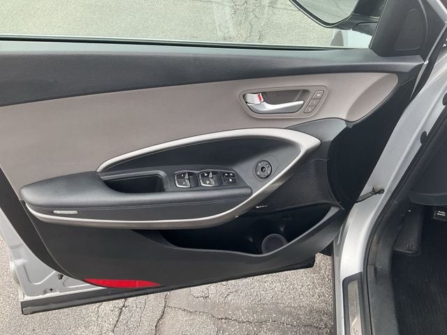 2017 Hyundai Santa Fe SE Ultimate