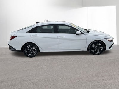 2024 Hyundai Elantra Limited